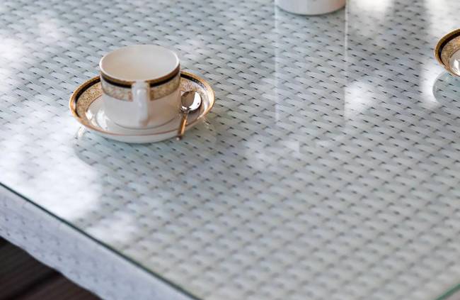 Стол садовый плетеный из искусственного ротанга MILANO 150 см белый