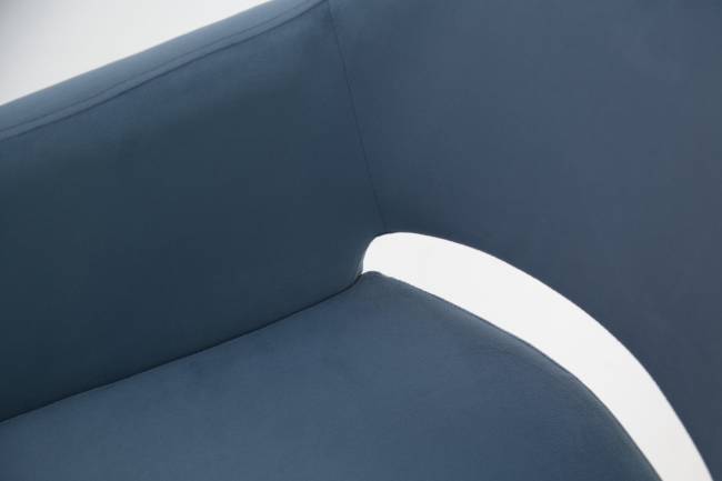 Стол Сканди К 100 орех с креслами Пичч велюр синий Стол Сканди К 100 орех с креслами Пичч велюр синий