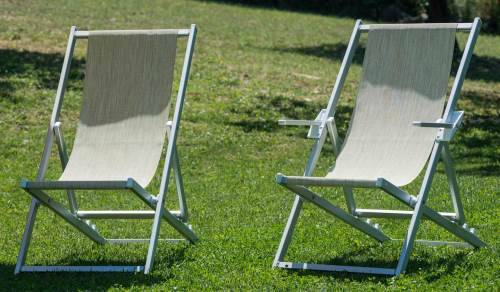 Кресло-шезлонг текстиленовое складное Sdraio серебристый, бежевый 590х1050х1090 мм Кресло-шезлонг текстиленовое складное Sdraio серебристый, бежевый 590х1050х1090 мм